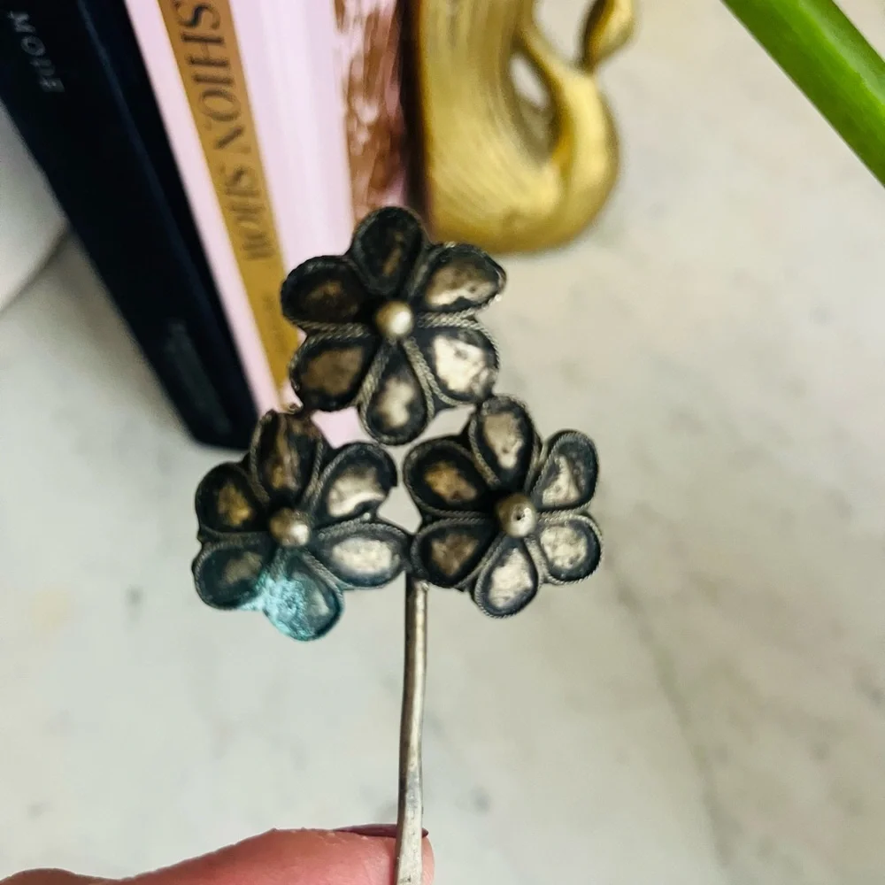 Antique Vintage 1920s 30s Art Deco Silver Floral Hairpin